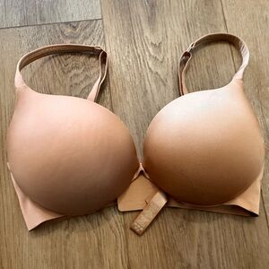 SKIMS Tan Seamless Bra